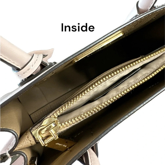 MICHAEL KORS Blush Crossbody Bag - Picture 7 of 10